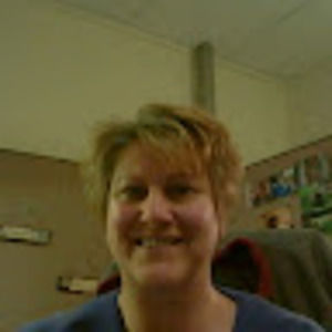 Meet your Posher, Lora